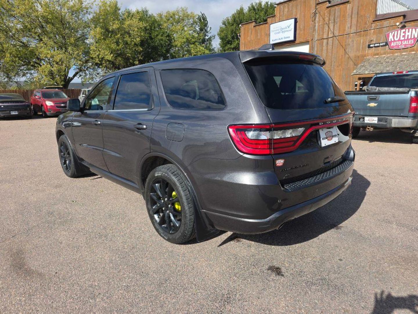 2018 GREY DODGE DURANGO GT (1C4RDJDG8JC) with an 3.6L engine, Automatic transmission, located at 495 Old Highway 20 West, South Sioux City, NE, 68776, (402) 494-2677, 42.458408, -96.443512 - Photo#4