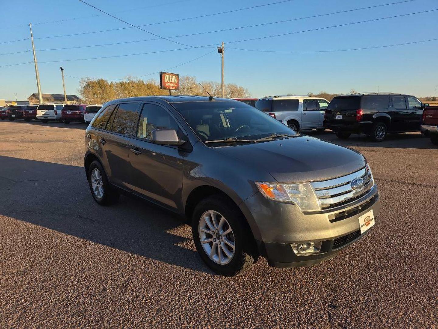 2010 SILVER FORD EDGE SEL (2FMDK3JC4AB) with an 3.5L engine, Automatic transmission, located at 495 Old Highway 20 West, South Sioux City, NE, 68776, (402) 494-2677, 42.458408, -96.443512 - Photo#5