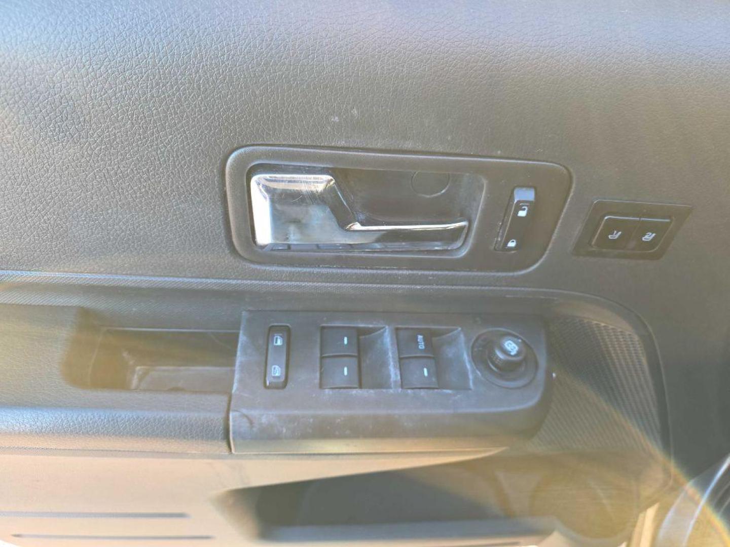 2010 SILVER FORD EDGE SEL (2FMDK3JC4AB) with an 3.5L engine, Automatic transmission, located at 495 Old Highway 20 West, South Sioux City, NE, 68776, (402) 494-2677, 42.458408, -96.443512 - Photo#7