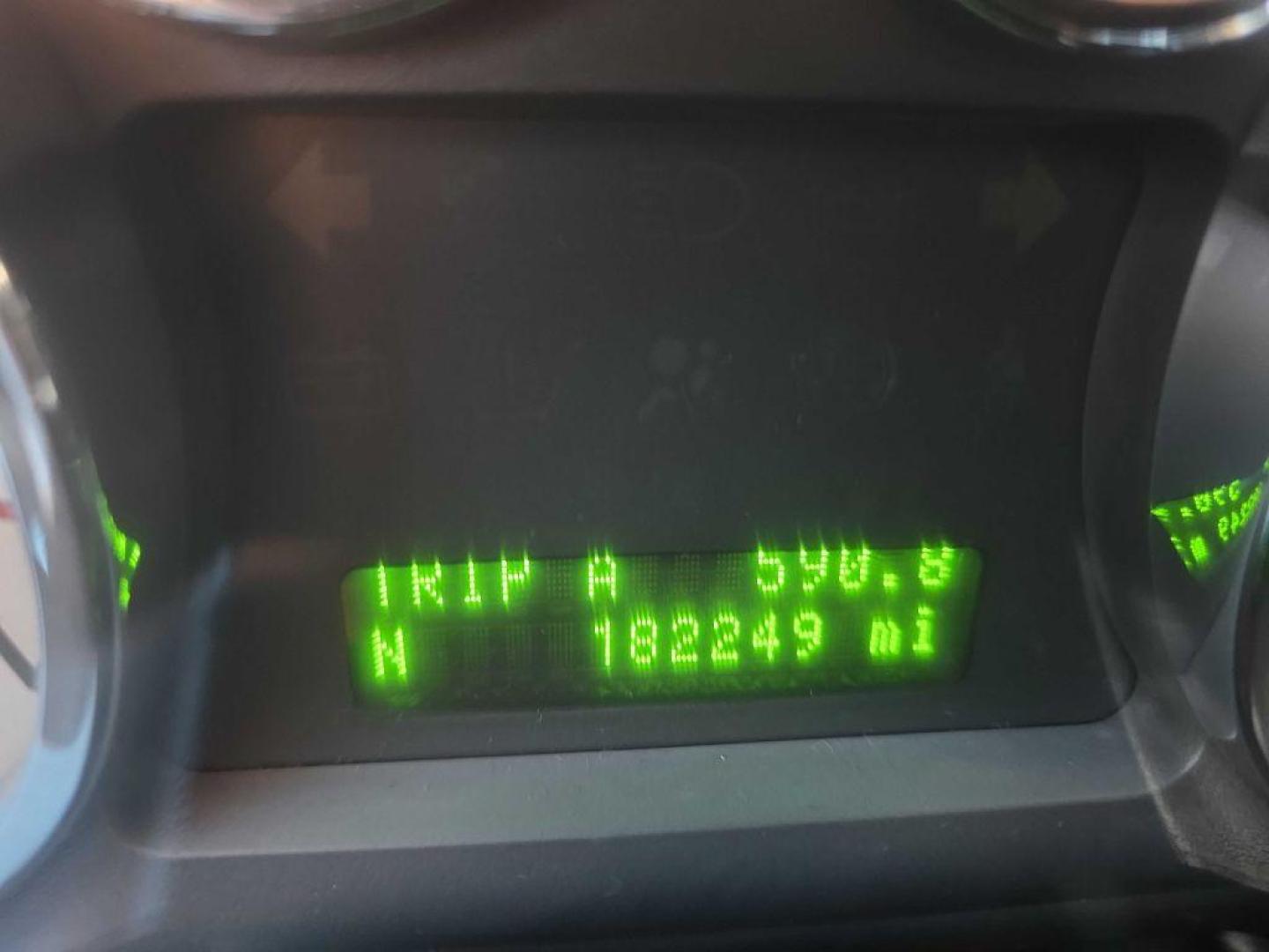 2010 SILVER FORD EDGE SEL (2FMDK3JC4AB) with an 3.5L engine, Automatic transmission, located at 495 Old Highway 20 West, South Sioux City, NE, 68776, (402) 494-2677, 42.458408, -96.443512 - Photo#10