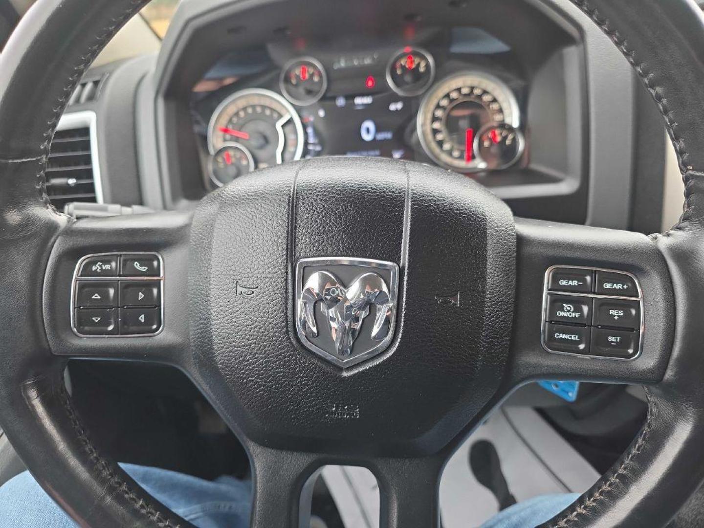 2014 MAROON RAM 1500 SLT (1C6RR7LT9ES) with an 5.7L engine, Automatic transmission, located at 495 Old Highway 20 West, South Sioux City, NE, 68776, (402) 494-2677, 42.458408, -96.443512 - Photo#6