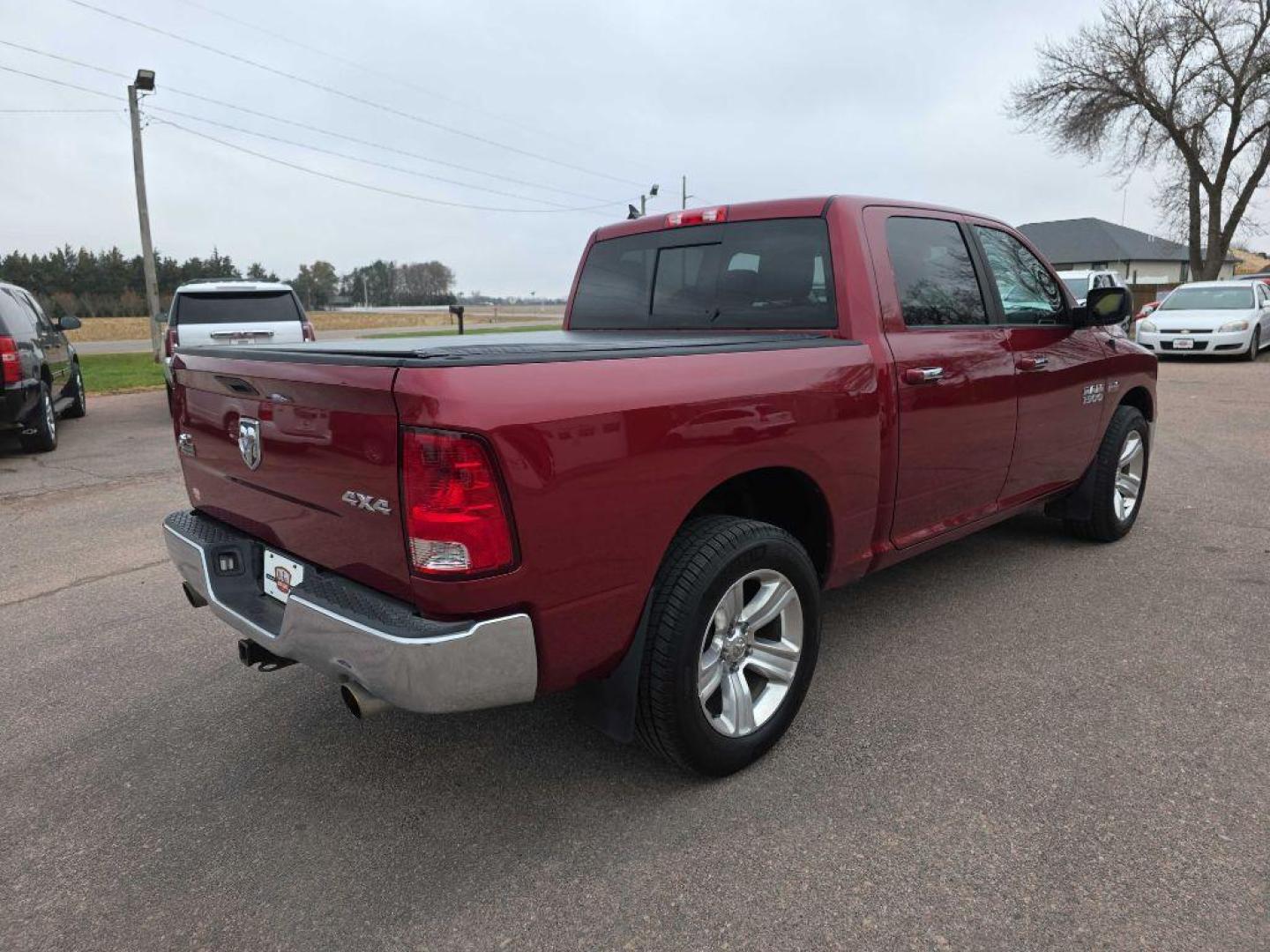 2014 MAROON RAM 1500 SLT (1C6RR7LT9ES) with an 5.7L engine, Automatic transmission, located at 495 Old Highway 20 West, South Sioux City, NE, 68776, (402) 494-2677, 42.458408, -96.443512 - Photo#3