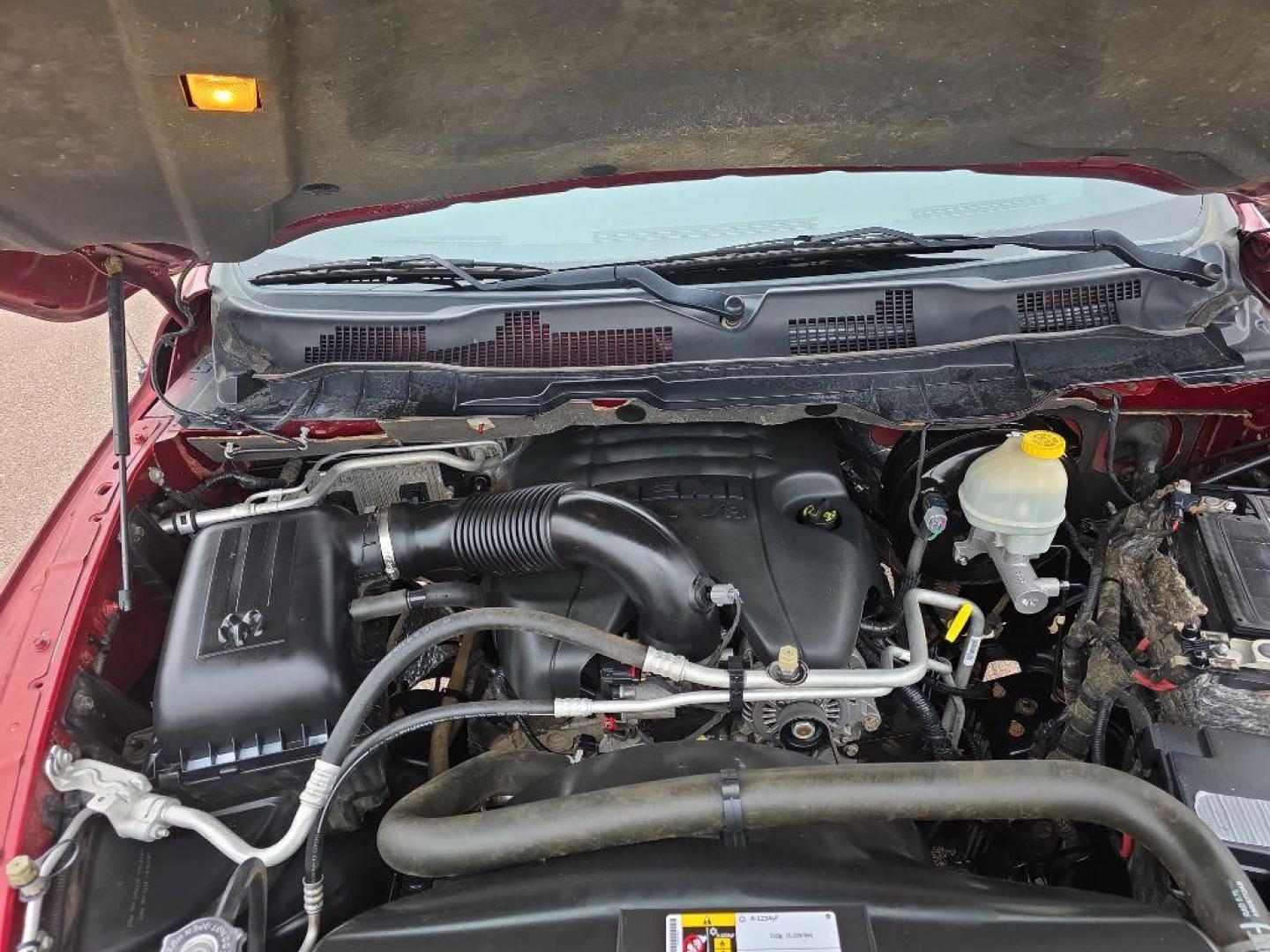 2014 MAROON RAM 1500 SLT (1C6RR7LT9ES) with an 5.7L engine, Automatic transmission, located at 495 Old Highway 20 West, South Sioux City, NE, 68776, (402) 494-2677, 42.458408, -96.443512 - Photo#17