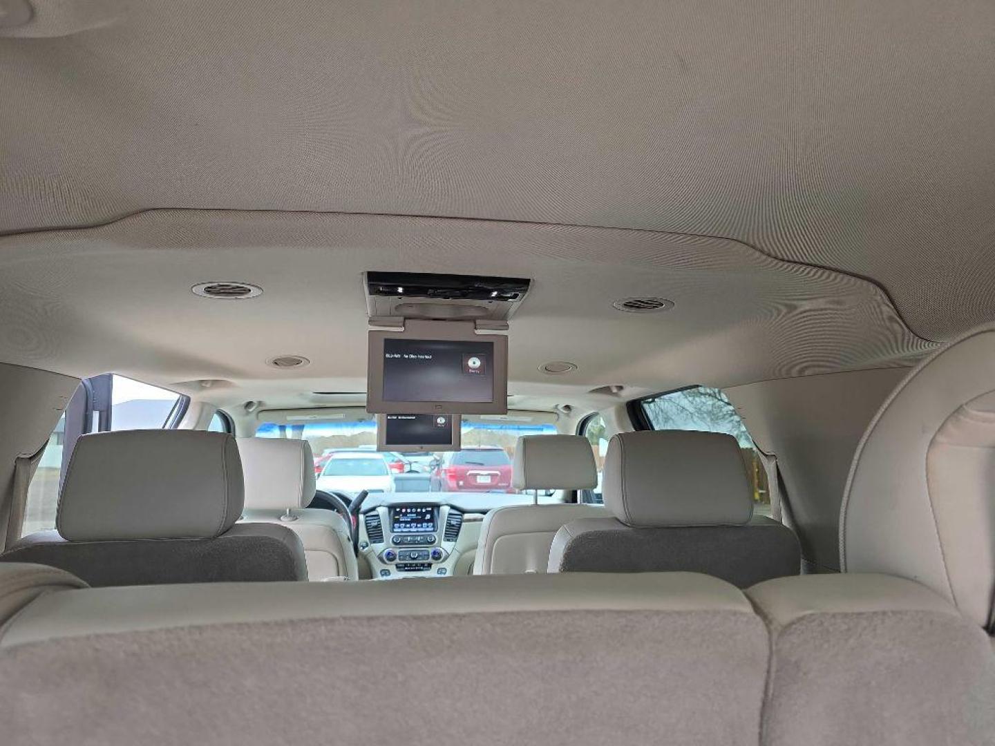 2016 WHITE GMC YUKON XL DENALI (1GKS2HKJXGR) with an 6.2L engine, Automatic transmission, located at 495 Old Highway 20 West, South Sioux City, NE, 68776, (402) 494-2677, 42.458408, -96.443512 - Photo#13