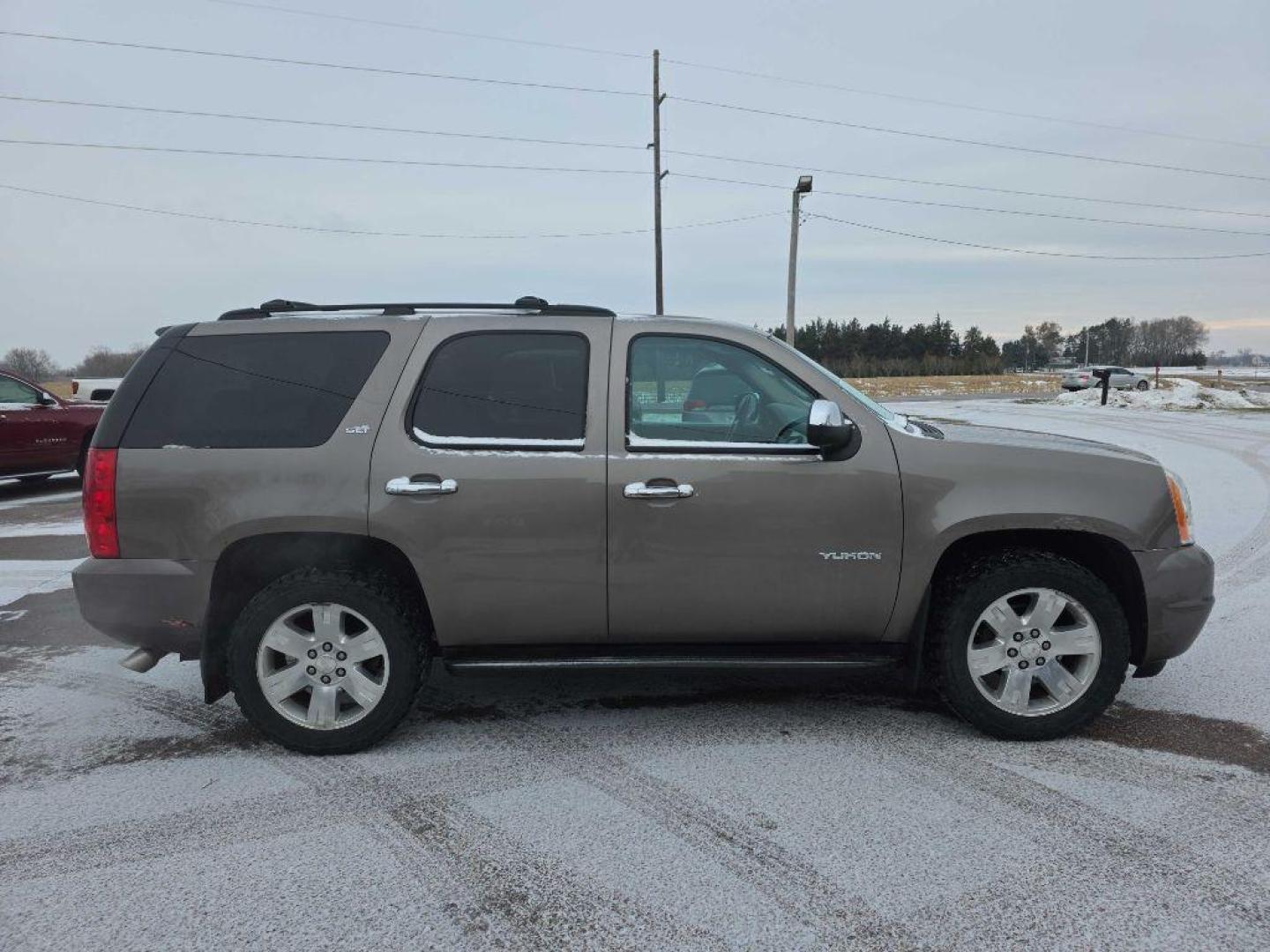 2011 GMC Yukon SLT's photo