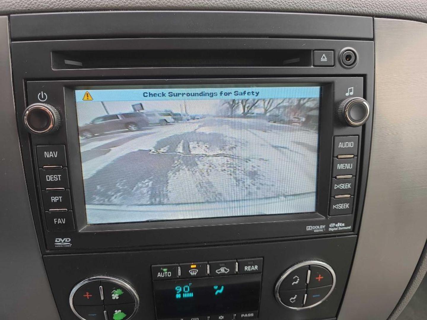 2011 MOCHA GMC YUKON SLT (1GKS2CE02BR) with an 5.3L engine, Automatic transmission, located at 495 Old Highway 20 West, South Sioux City, NE, 68776, (402) 494-2677, 42.458408, -96.443512 - Photo#15