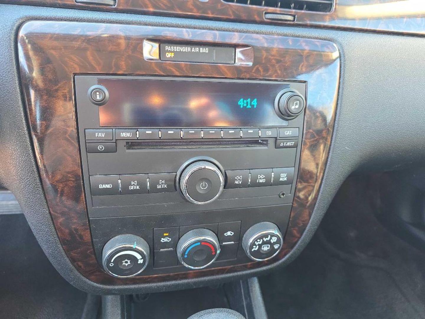 2016 BLACK CHEVROLET IMPALA LIMITED LS (2G1WA5E30G1) with an 3.6L engine, Automatic transmission, located at 495 Old Highway 20 West, South Sioux City, NE, 68776, (402) 494-2677, 42.458408, -96.443512 - Photo#9