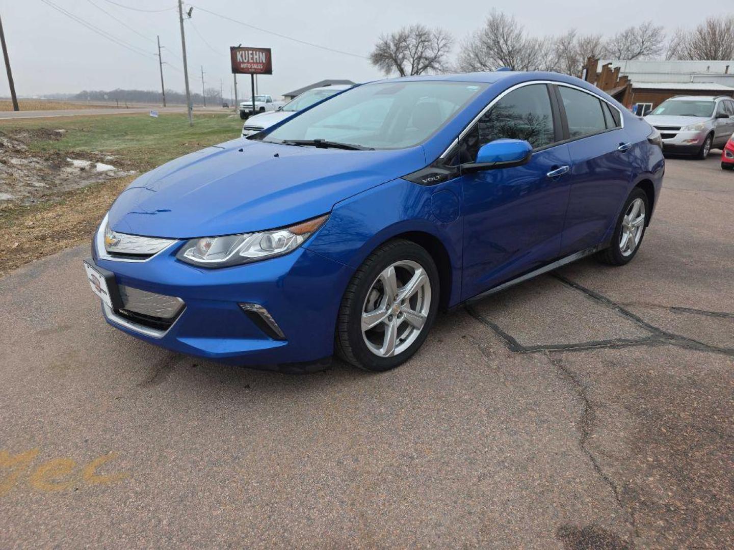 2017 BLUE CHEVROLET VOLT LT (1G1RA6S50HU) with an 1.5L engine, Automatic transmission, located at 495 Old Highway 20 West, South Sioux City, NE, 68776, (402) 494-2677, 42.458408, -96.443512 - Photo#0