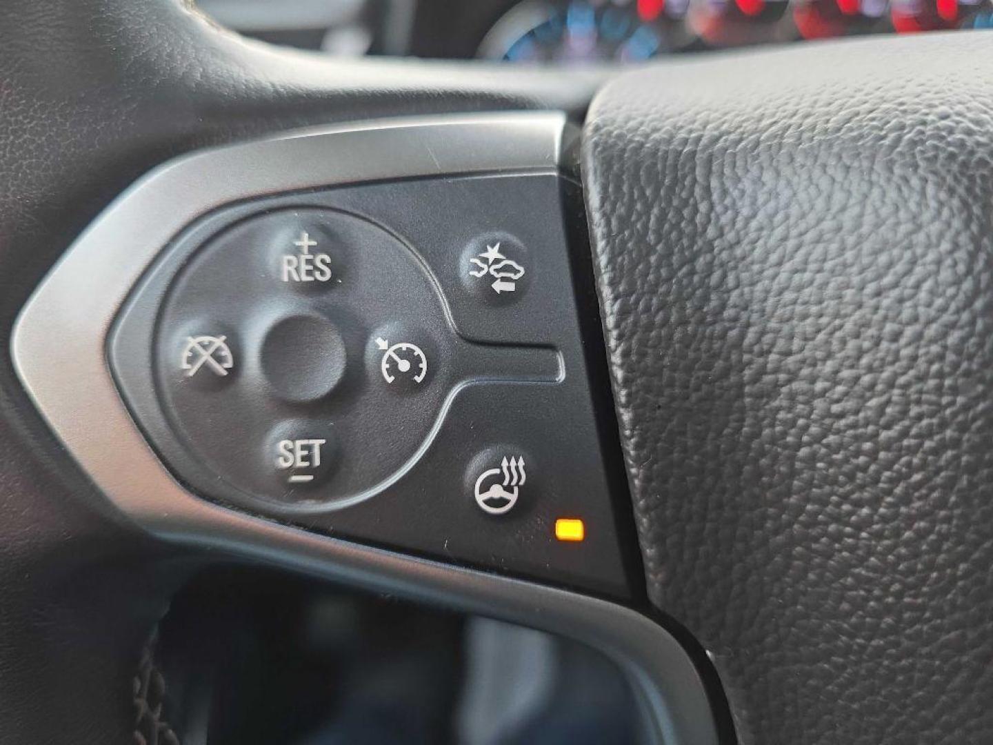 2019 BLUE CHEVROLET SUBURBAN 1500 LT (1GNSKHKC2KR) with an 5.3L engine, Automatic transmission, located at 495 Old Highway 20 West, South Sioux City, NE, 68776, (402) 494-2677, 42.458408, -96.443512 - Photo#15