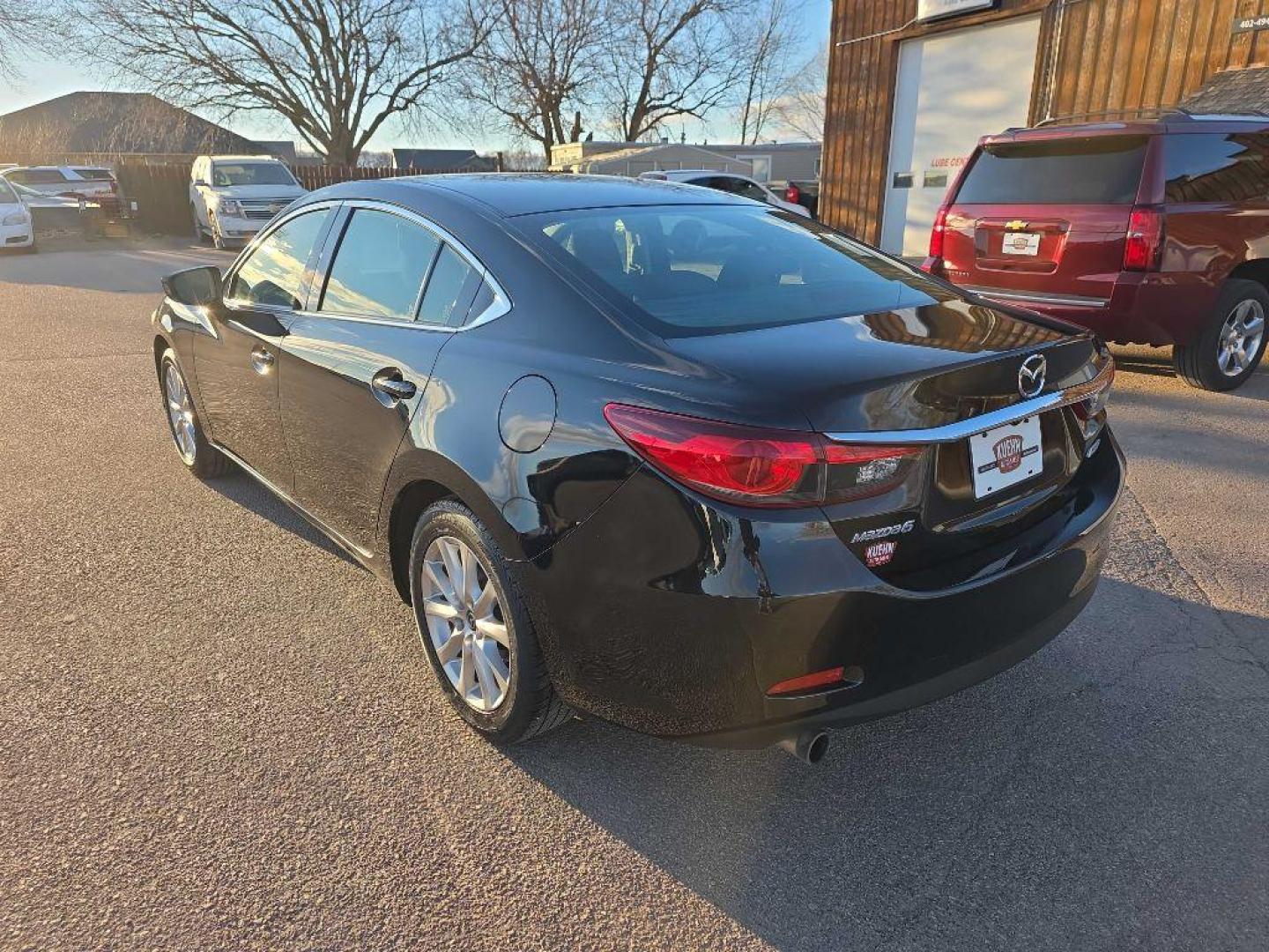 2014 BLACK MAZDA 6 SPORT (JM1GJ1U60E1) with an 2.5L engine, Automatic transmission, located at 495 Old Highway 20 West, South Sioux City, NE, 68776, (402) 494-2677, 42.458408, -96.443512 - Photo#4