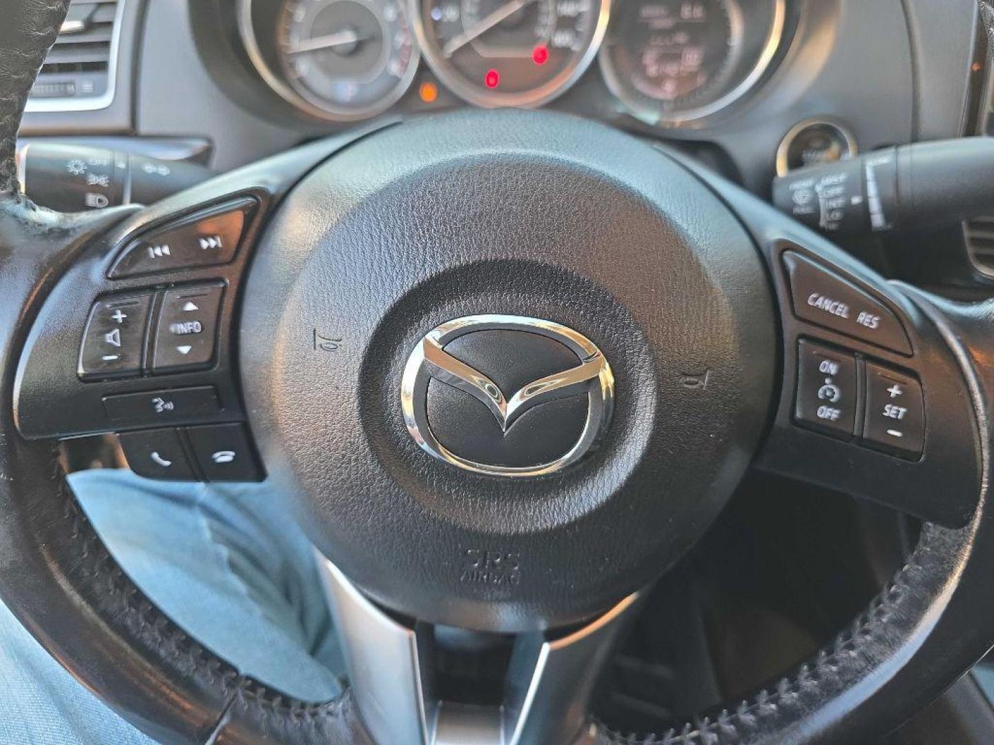 2014 BLACK MAZDA 6 SPORT (JM1GJ1U60E1) with an 2.5L engine, Automatic transmission, located at 495 Old Highway 20 West, South Sioux City, NE, 68776, (402) 494-2677, 42.458408, -96.443512 - Photo#9