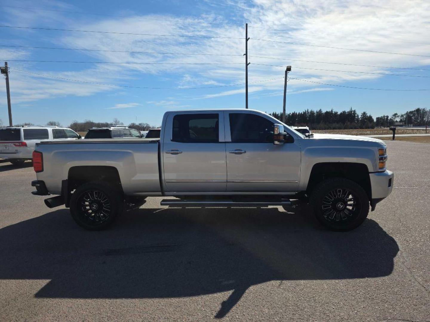 2015 SILVER CHEVROLET SILVERADO 2500 HEAVY DUTY LTZ (1GC1KWE84FF) with an 6.6L engine, Automatic transmission, located at 495 Old Highway 20 West, South Sioux City, NE, 68776, (402) 494-2677, 42.458408, -96.443512 - Photo#4