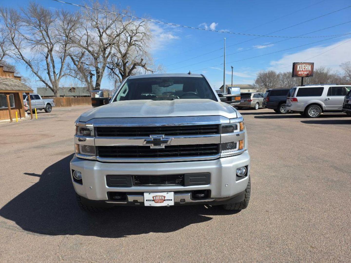 2015 SILVER CHEVROLET SILVERADO 2500 HEAVY DUTY LTZ (1GC1KWE84FF) with an 6.6L engine, Automatic transmission, located at 495 Old Highway 20 West, South Sioux City, NE, 68776, (402) 494-2677, 42.458408, -96.443512 - Photo#8