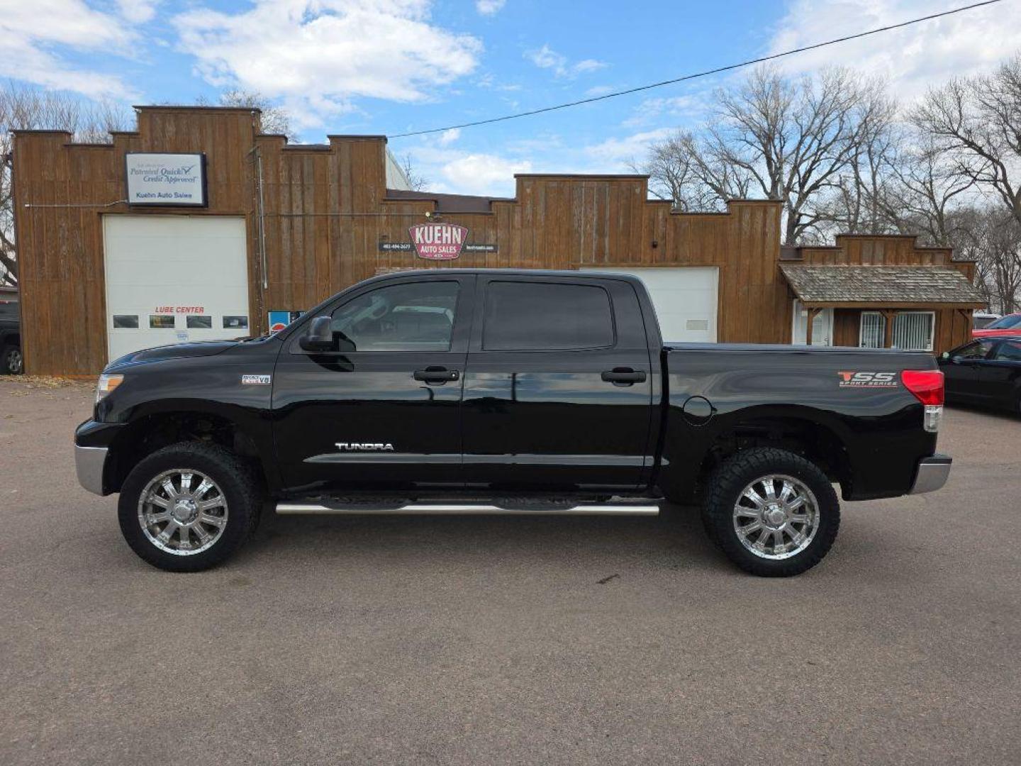 2012 BLACK TOYOTA TUNDRA CREWMAX SR5 (5TFDW5F19CX) with an 5.7L engine, Automatic transmission, located at 495 Old Highway 20 West, South Sioux City, NE, 68776, (402) 494-2677, 42.458408, -96.443512 - Photo#14
