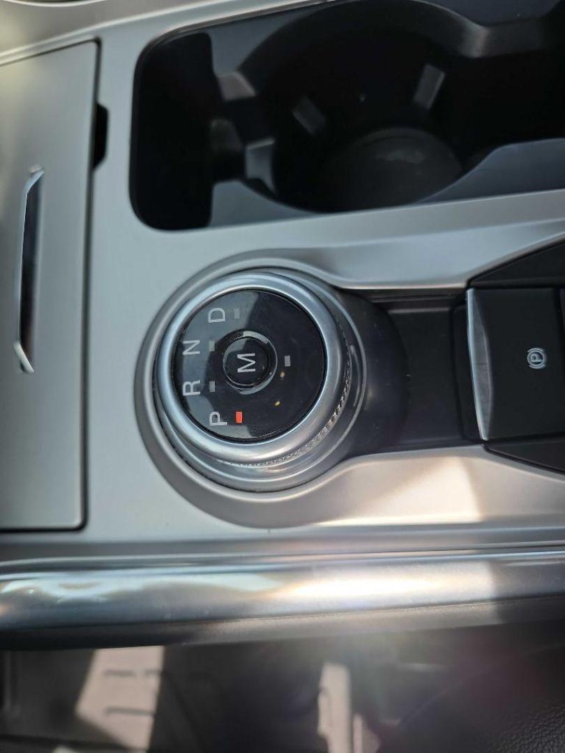 2020 GREY FORD EXPLORER XLT (1FMSK8DH8LG) with an 2.3L engine, Automatic transmission, located at 495 Old Highway 20 West, South Sioux City, NE, 68776, (402) 494-2677, 42.458408, -96.443512 - Photo#11