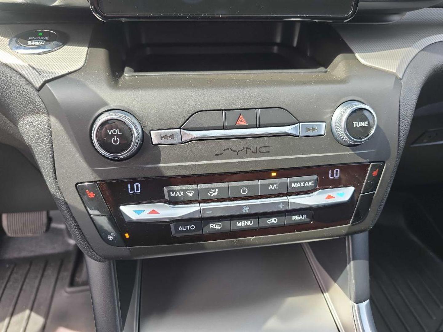 2020 GREY FORD EXPLORER XLT (1FMSK8DH8LG) with an 2.3L engine, Automatic transmission, located at 495 Old Highway 20 West, South Sioux City, NE, 68776, (402) 494-2677, 42.458408, -96.443512 - Photo#14