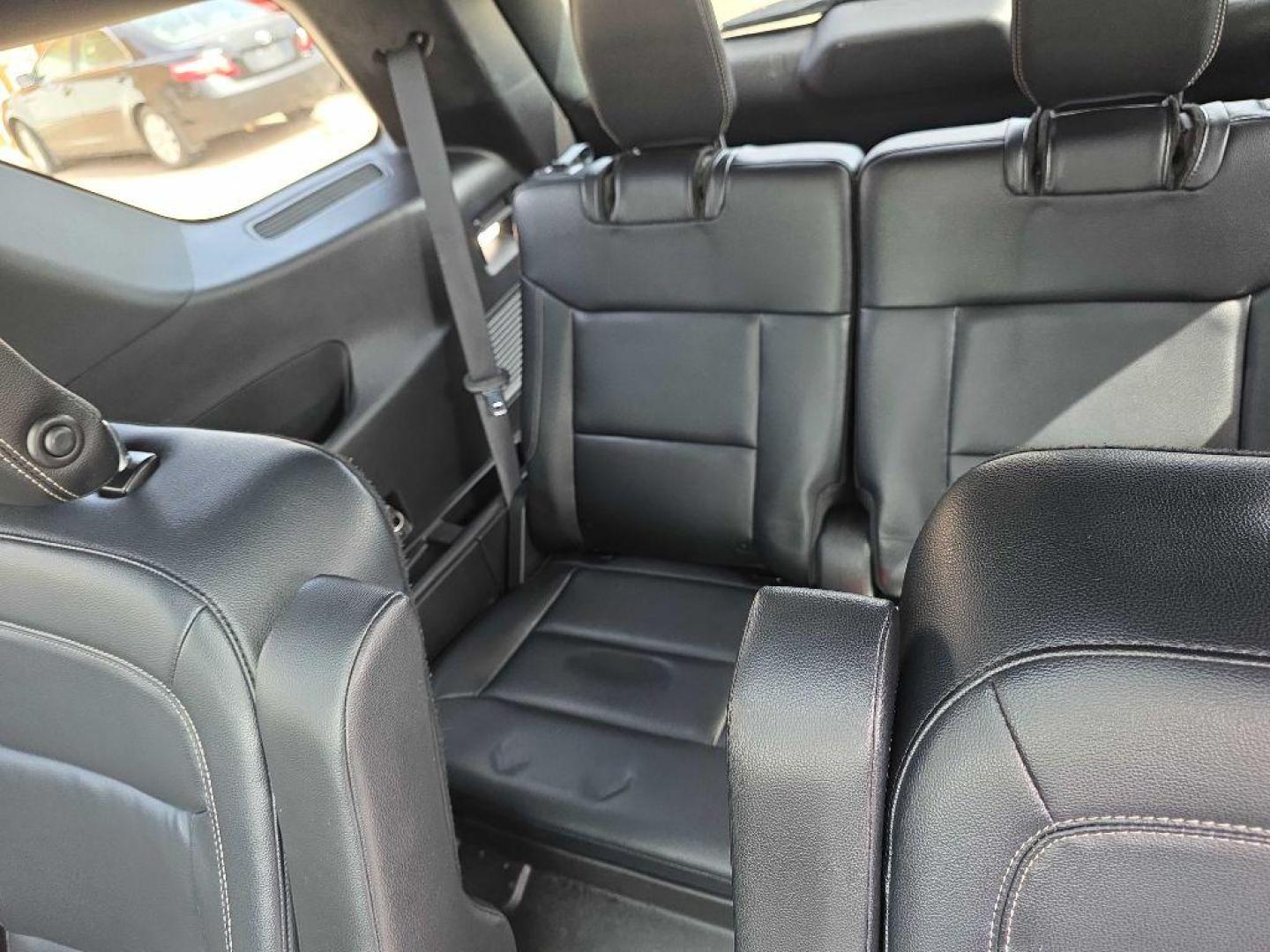 2020 GREY FORD EXPLORER XLT (1FMSK8DH8LG) with an 2.3L engine, Automatic transmission, located at 495 Old Highway 20 West, South Sioux City, NE, 68776, (402) 494-2677, 42.458408, -96.443512 - Photo#20