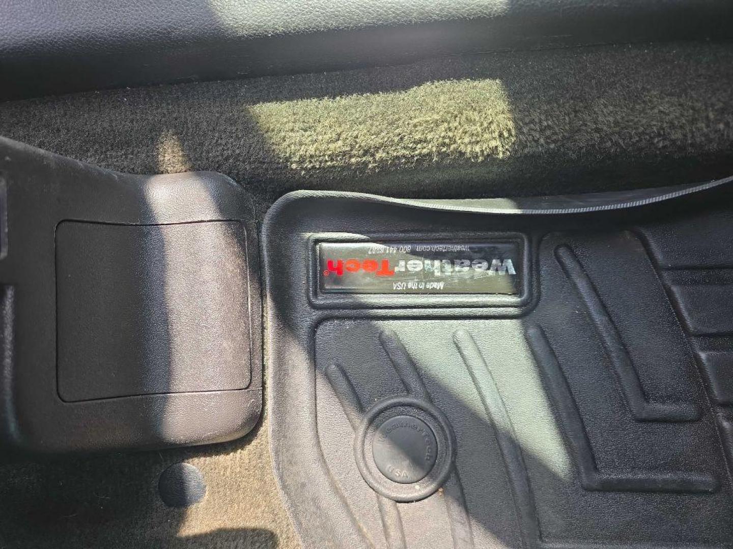 2015 BLACK FORD EXPLORER SPORT (1FM5K8GT2FG) with an 3.5L engine, Automatic transmission, located at 495 Old Highway 20 West, South Sioux City, NE, 68776, (402) 494-2677, 42.458408, -96.443512 - Photo#12