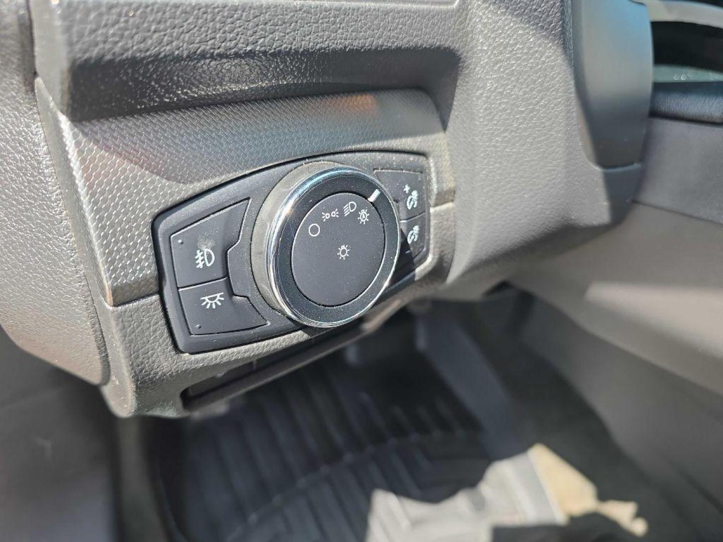 2015 BLACK FORD EXPLORER SPORT (1FM5K8GT2FG) with an 3.5L engine, Automatic transmission, located at 495 Old Highway 20 West, South Sioux City, NE, 68776, (402) 494-2677, 42.458408, -96.443512 - Photo#15