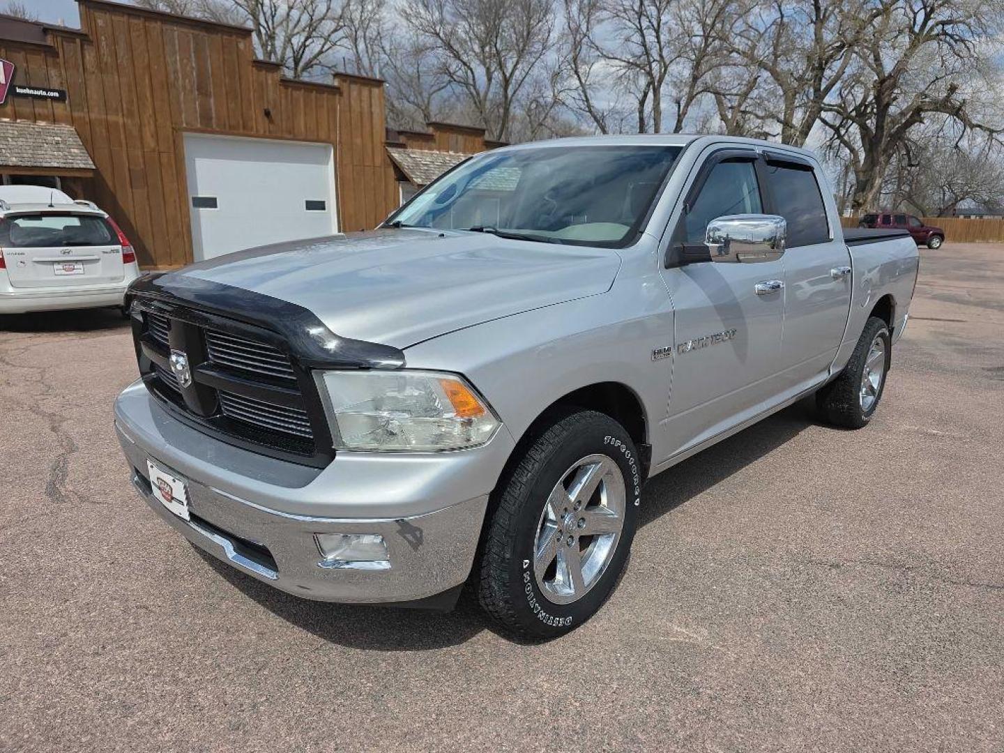 2012 SILVER DODGE RAM 1500 SLT (1C6RD7LT3CS) with an 5.7L engine, Automatic transmission, located at 495 Old Highway 20 West, South Sioux City, NE, 68776, (402) 494-2677, 42.458408, -96.443512 - Photo#0