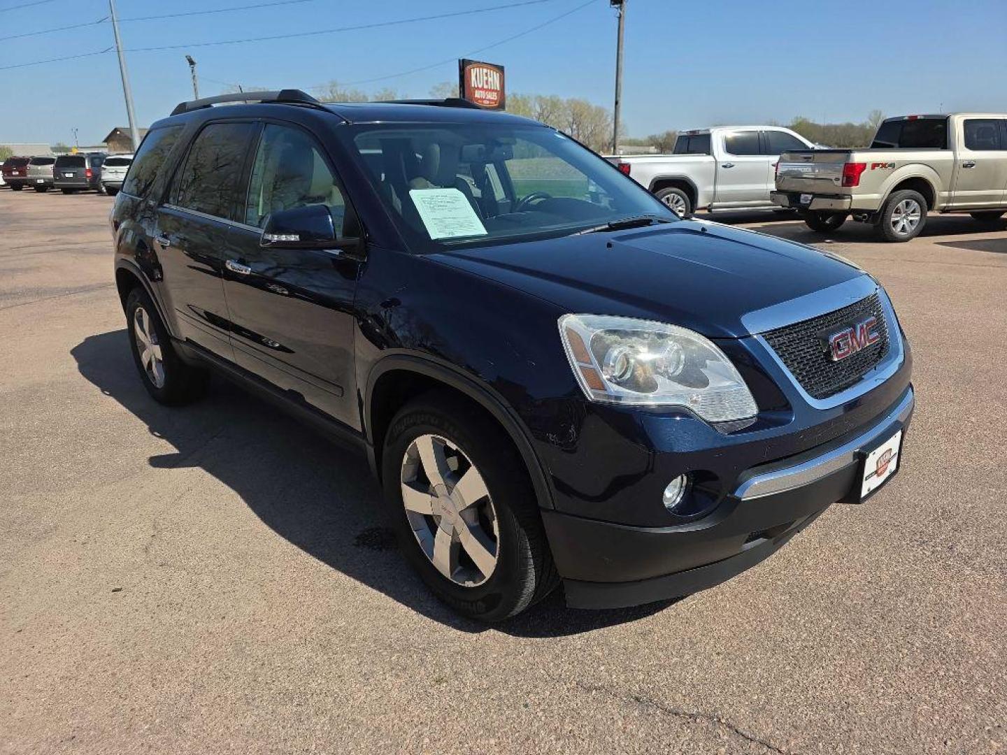 2012 BLUE GMC ACADIA SLT-1 (1GKKVREDXCJ) with an 3.6L engine, Automatic transmission, located at 495 Old Highway 20 West, South Sioux City, NE, 68776, (402) 494-2677, 42.458408, -96.443512 - Photo#5