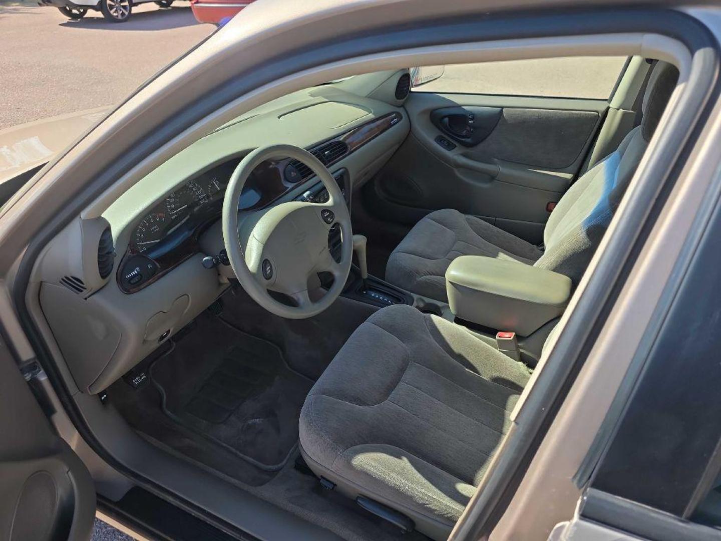 2000 TAN CHEVROLET MALIBU LS (1G1NE52J7Y6) with an 3.1L engine, Automatic transmission, located at 495 Old Highway 20 West, South Sioux City, NE, 68776, (402) 494-2677, 42.458408, -96.443512- Photo#7