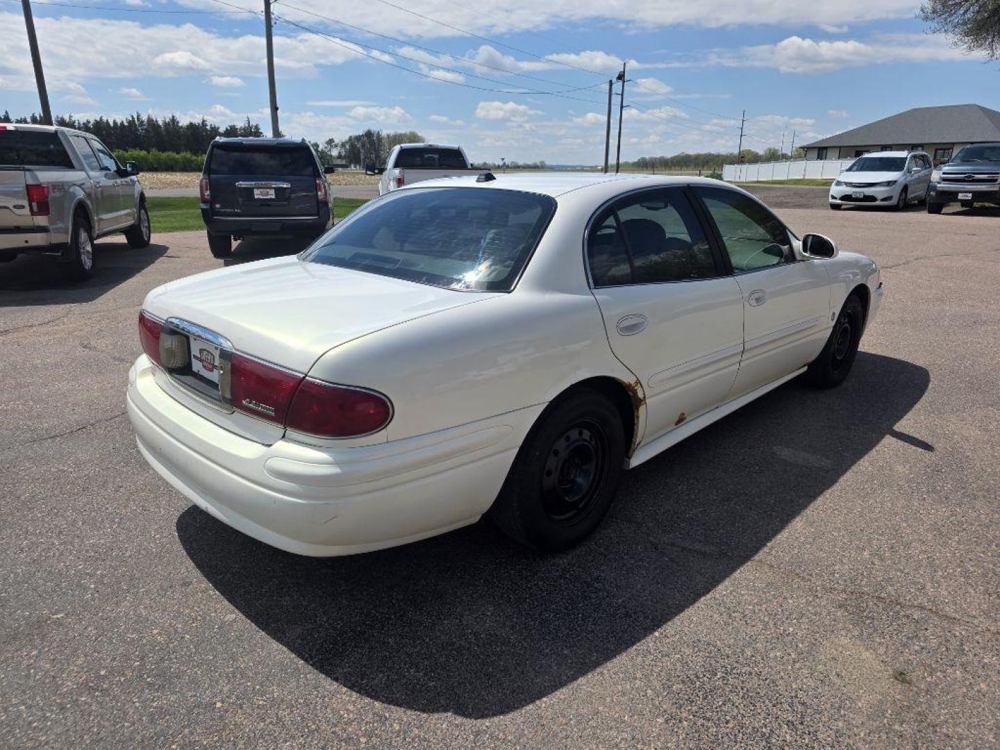 2004 WHITE BUICK LESABRE LIMITED (1G4HR54K44U) with an 3.8L engine, Automatic transmission, located at 495 Old Highway 20 West, South Sioux City, NE, 68776, (402) 494-2677, 42.458408, -96.443512- Photo#3