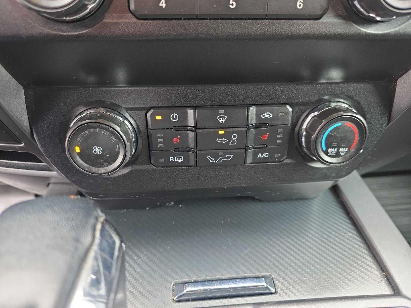 2019 SILVER FORD F150 SUPER CAB (1FTFX1E57KK) with an 5.0L engine, Automatic transmission, located at 495 Old Highway 20 West, South Sioux City, NE, 68776, (402) 494-2677, 42.458408, -96.443512 - Photo#8