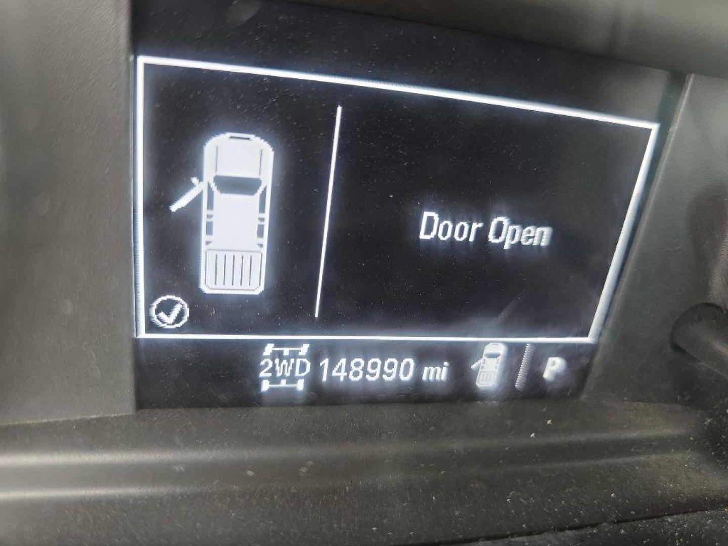 2020 WHITE GMC SIERRA 1500 (1GTU9AEF6LZ) with an 5.3L engine, Automatic transmission, located at 495 Old Highway 20 West, South Sioux City, NE, 68776, (402) 494-2677, 42.458408, -96.443512 - Photo#10