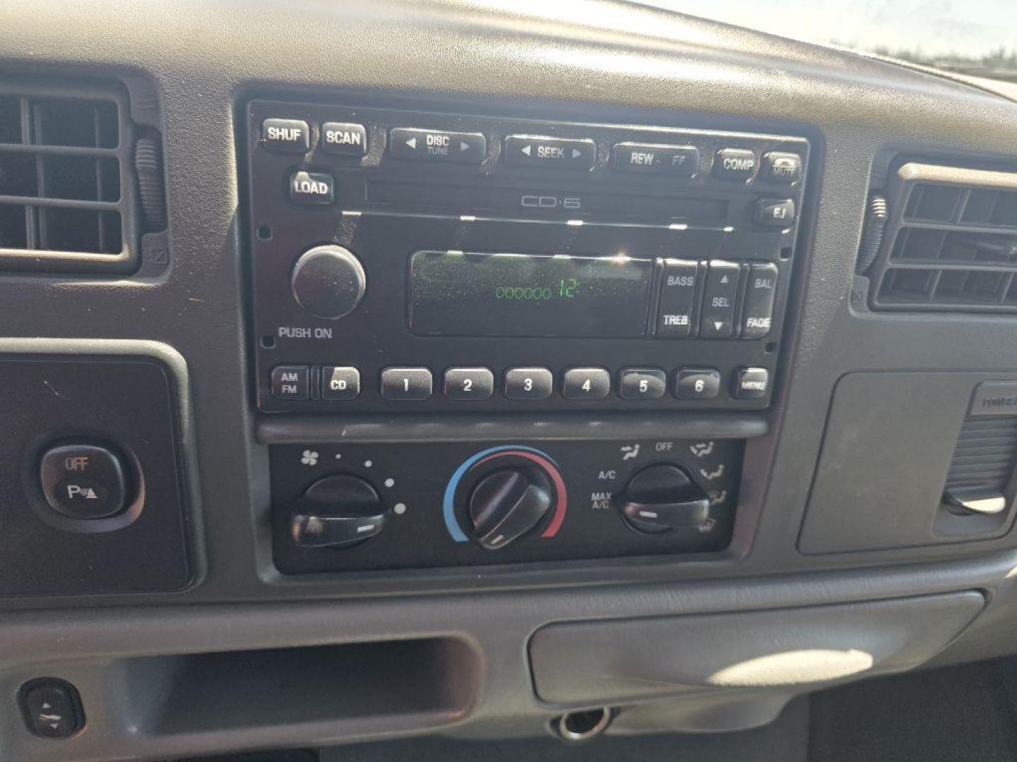 2004 RED FORD F250 SUPER DUTY (1FTNW21PX4E) with an 6.0L engine, Automatic transmission, located at 495 Old Highway 20 West, South Sioux City, NE, 68776, (402) 494-2677, 42.458408, -96.443512 - Photo#9