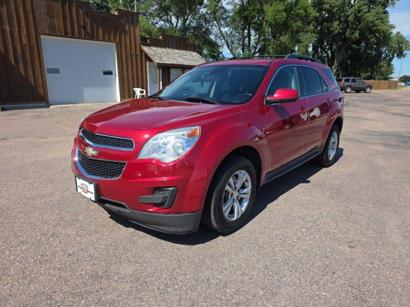 2015 MAROON CHEVROLET EQUINOX LT (2GNALBEK6F6) with an 2.4L engine, Automatic transmission, located at 495 Old Highway 20 West, South Sioux City, NE, 68776, (402) 494-2677, 42.458408, -96.443512 - Photo#0