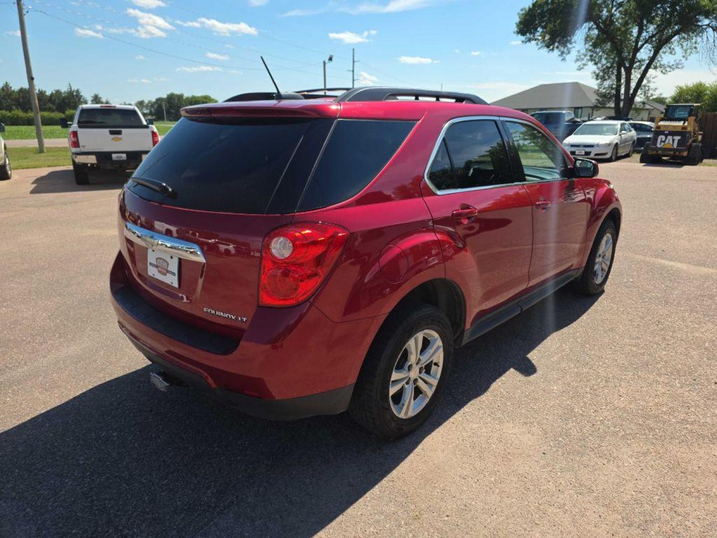 2015 MAROON CHEVROLET EQUINOX LT (2GNALBEK6F6) with an 2.4L engine, Automatic transmission, located at 495 Old Highway 20 West, South Sioux City, NE, 68776, (402) 494-2677, 42.458408, -96.443512 - Photo#3