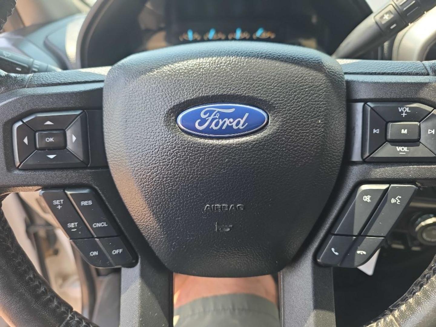 2018 WHITE FORD F150 SUPERCREW (1FTEW1EGXJK) with an 3.5L engine, Automatic transmission, located at 495 Old Highway 20 West, South Sioux City, NE, 68776, (402) 494-2677, 42.458408, -96.443512- Photo#14