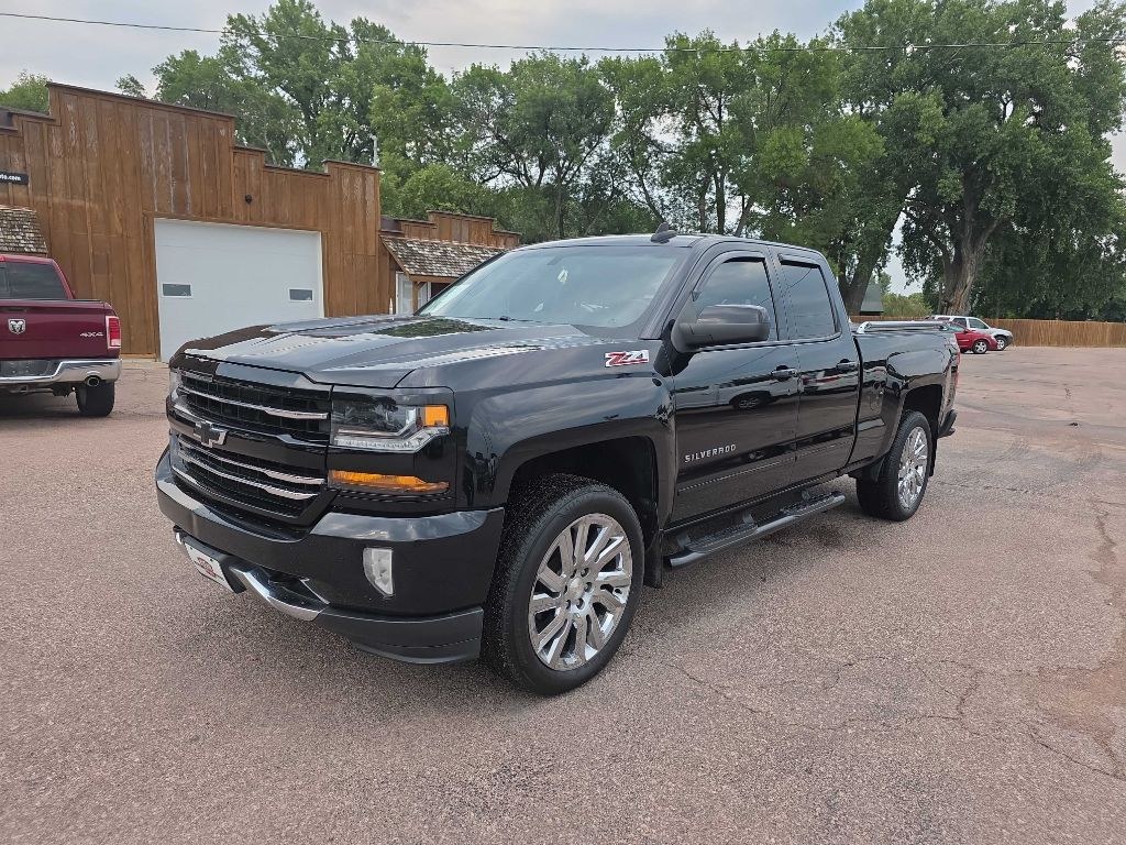 photo of 2017 CHEVROLET SILVERADO 1500 LT