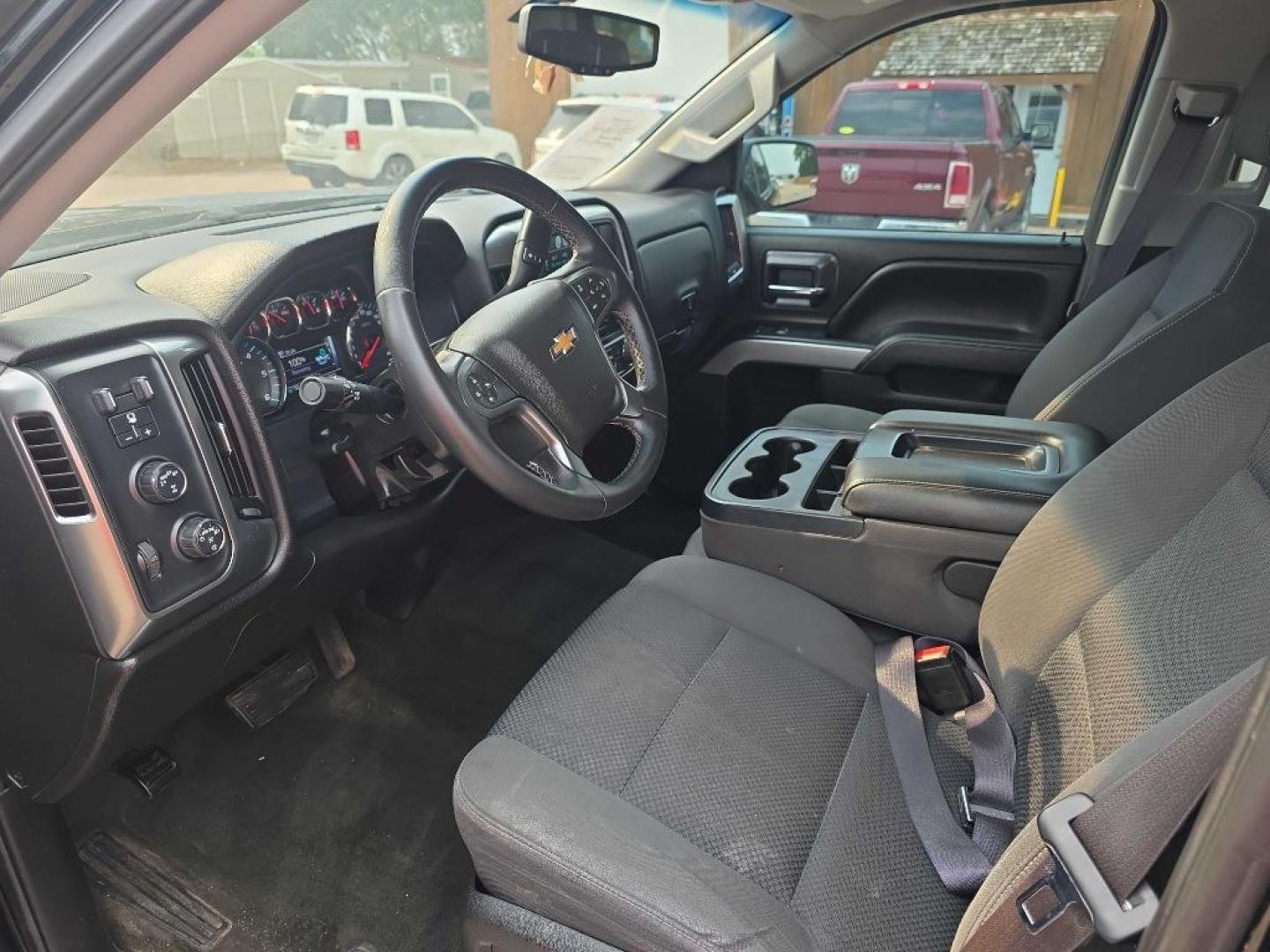 2017 BLACK CHEVROLET SILVERADO 1500 LT (1GCVKREC0HZ) with an 5.3L engine, Automatic transmission, located at 495 Old Highway 20 West, South Sioux City, NE, 68776, (402) 494-2677, 42.458408, -96.443512- Photo#7