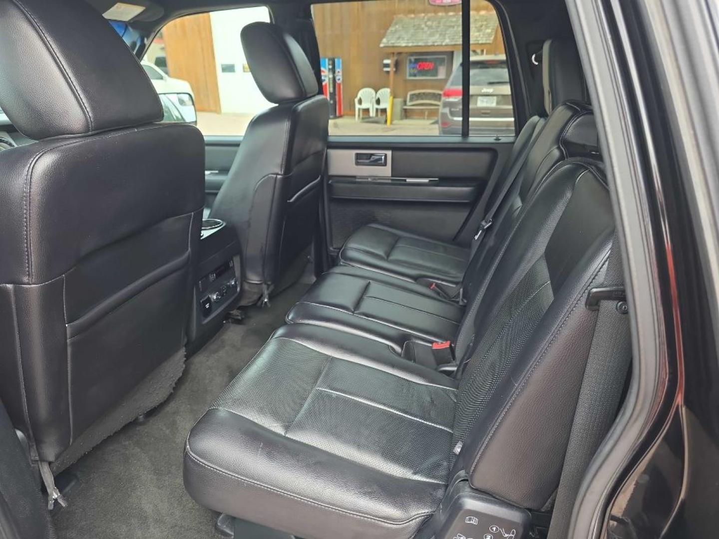 2016 BLACK FORD EXPEDITION EL XLT (1FMJK1JT6GE) with an 3.5L engine, Automatic transmission, located at 495 Old Highway 20 West, South Sioux City, NE, 68776, (402) 494-2677, 42.458408, -96.443512- Photo#7