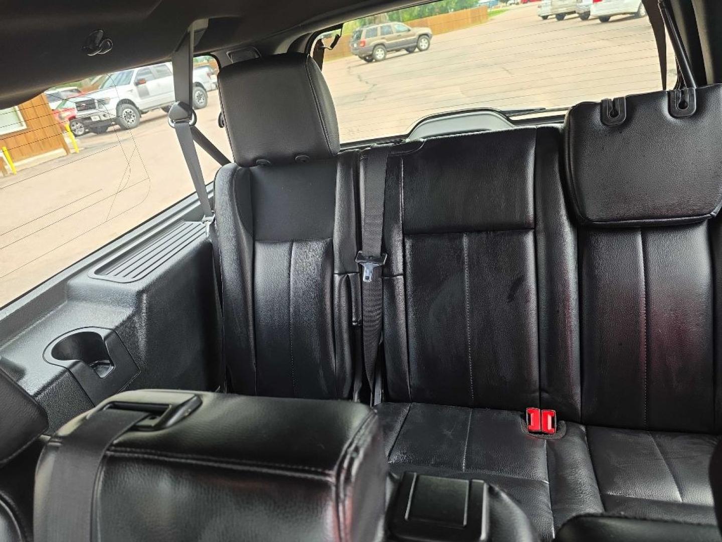 2016 BLACK FORD EXPEDITION EL XLT (1FMJK1JT6GE) with an 3.5L engine, Automatic transmission, located at 495 Old Highway 20 West, South Sioux City, NE, 68776, (402) 494-2677, 42.458408, -96.443512- Photo#8