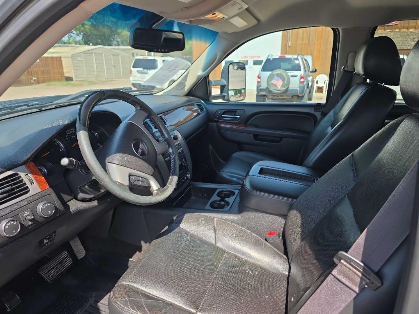 2013 GREY GMC SIERRA 2500 SLT (1GT121EG3DF) with an 6.0L engine, Automatic transmission, located at 495 Old Highway 20 West, South Sioux City, NE, 68776, (402) 494-2677, 42.458408, -96.443512- Photo#7