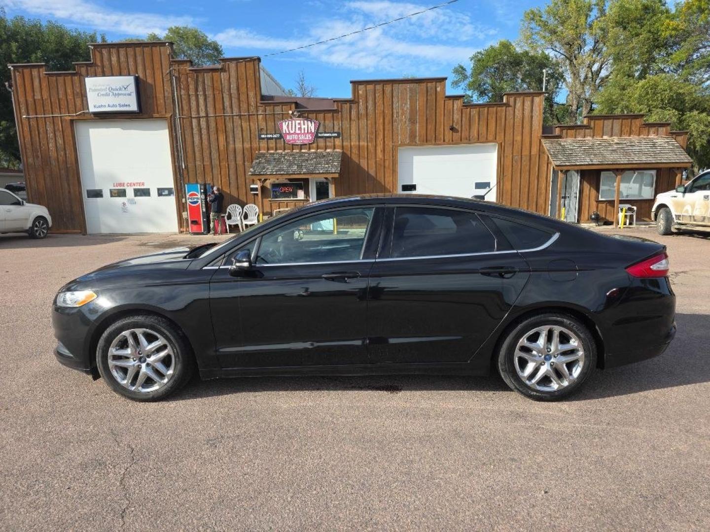 2014 BLACK FORD FUSION SE (1FA6P0H70E5) with an 2.5L engine, Automatic transmission, located at 495 Old Highway 20 West, South Sioux City, NE, 68776, (402) 494-2677, 42.458408, -96.443512- Photo#1