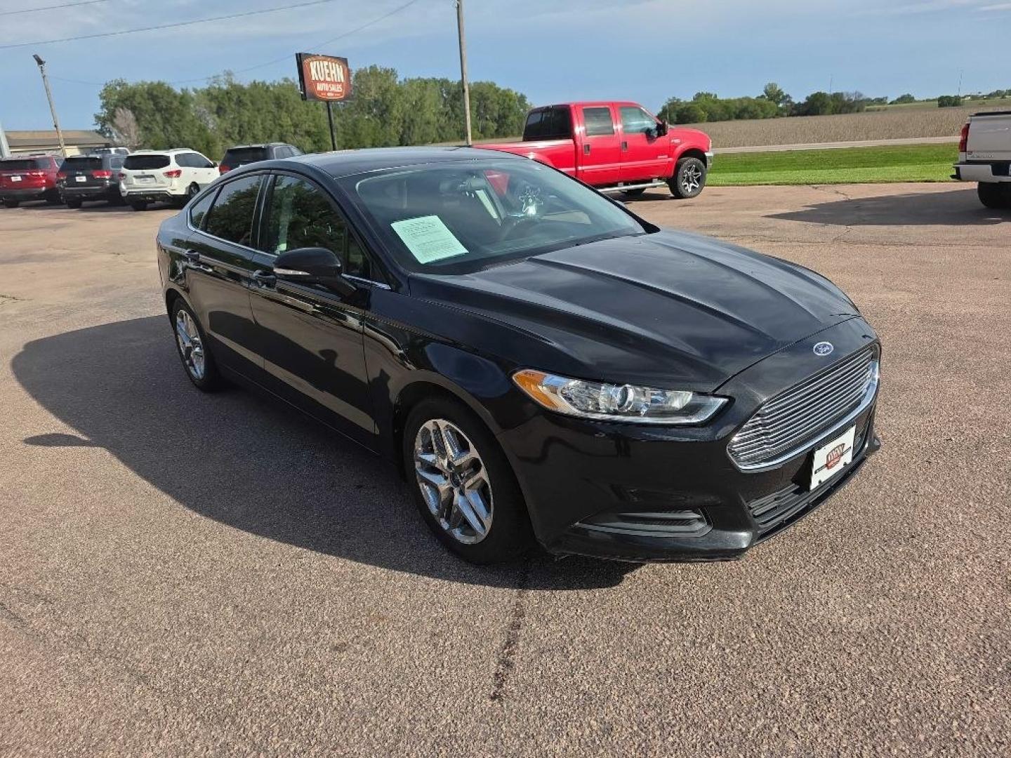 2014 BLACK FORD FUSION SE (1FA6P0H70E5) with an 2.5L engine, Automatic transmission, located at 495 Old Highway 20 West, South Sioux City, NE, 68776, (402) 494-2677, 42.458408, -96.443512- Photo#4