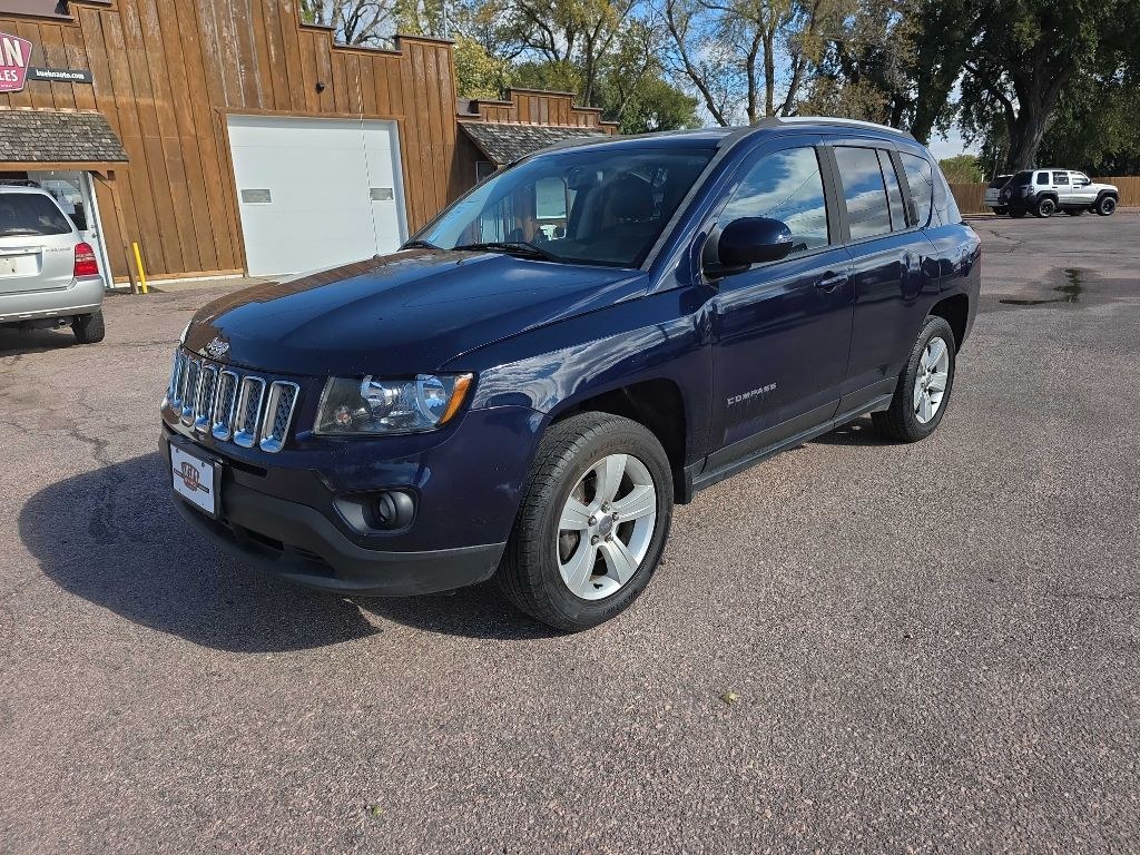 photo of 2016 JEEP COMPASS LATITUDE