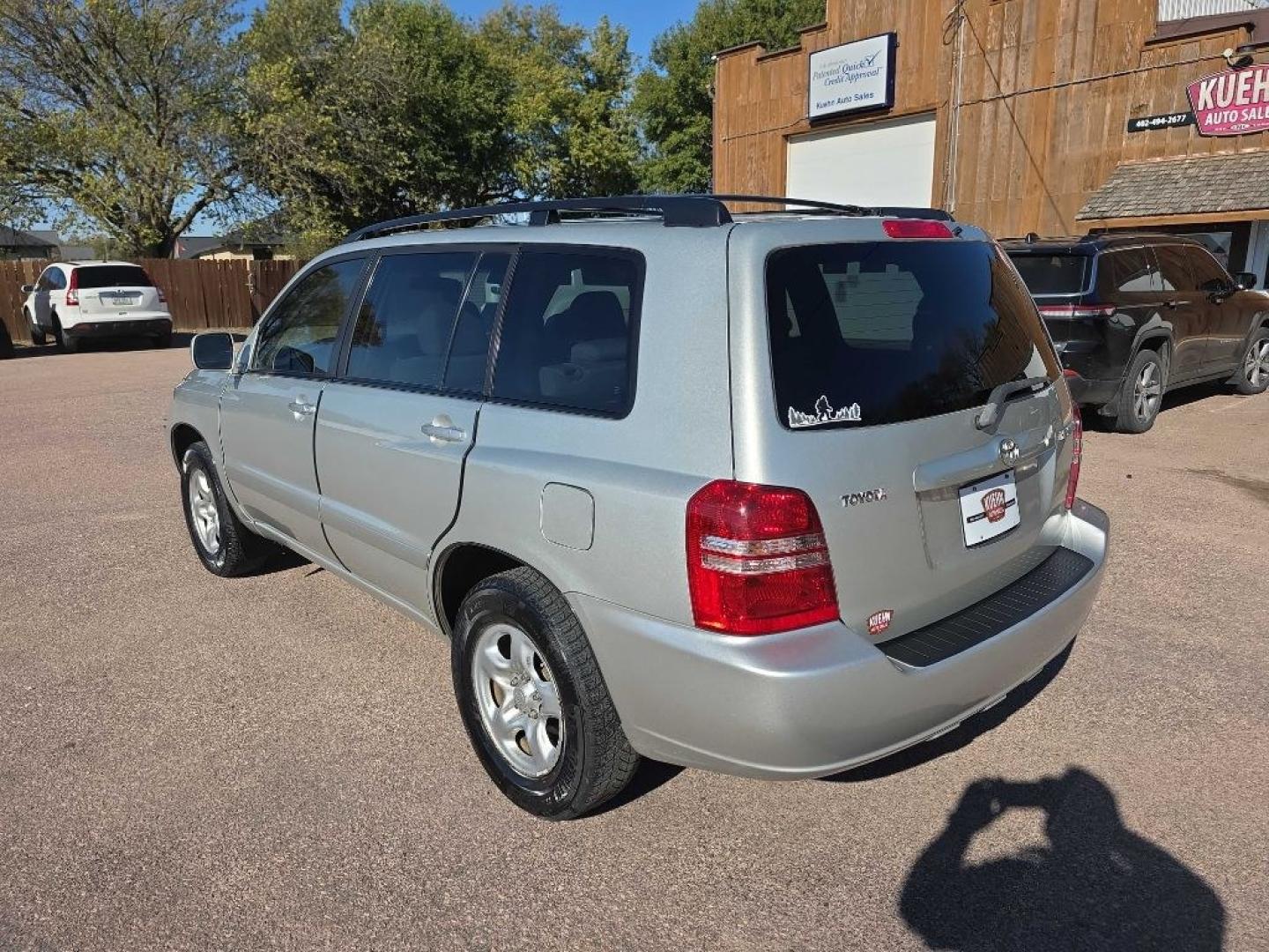 2003 TAN TOYOTA HIGHLANDER (JTEGD21A930) with an 2.4L engine, Automatic transmission, located at 495 Old Highway 20 West, South Sioux City, NE, 68776, (402) 494-2677, 42.458408, -96.443512- Photo#2