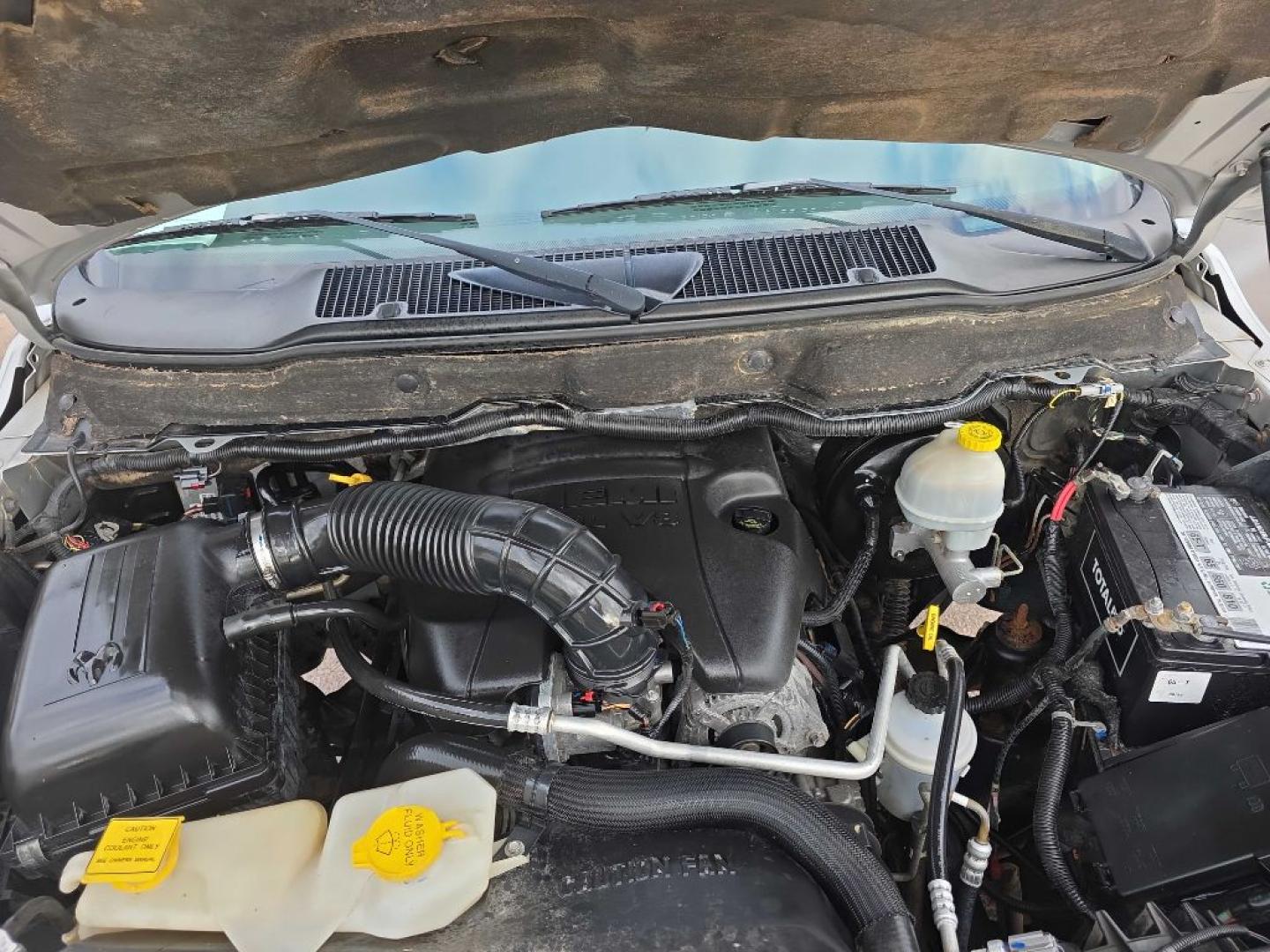 2009 SILVER DODGE RAM 2500 (3D7KS28T89G) with an 5.7L engine, Automatic transmission, located at 495 Old Highway 20 West, South Sioux City, NE, 68776, (402) 494-2677, 42.458408, -96.443512- Photo#12